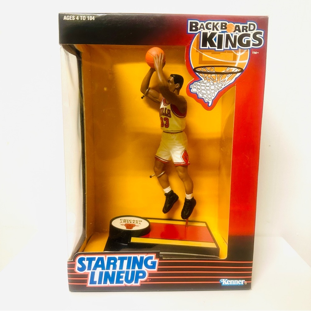 Scottie Pippin Chicago bulls 1987 Starting Lineup Basketball Figure 
New In Box
